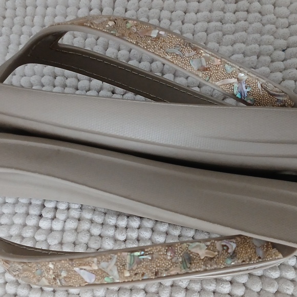 Skechers Taupe Beaded Women's Sandals - Picture 10 of 14